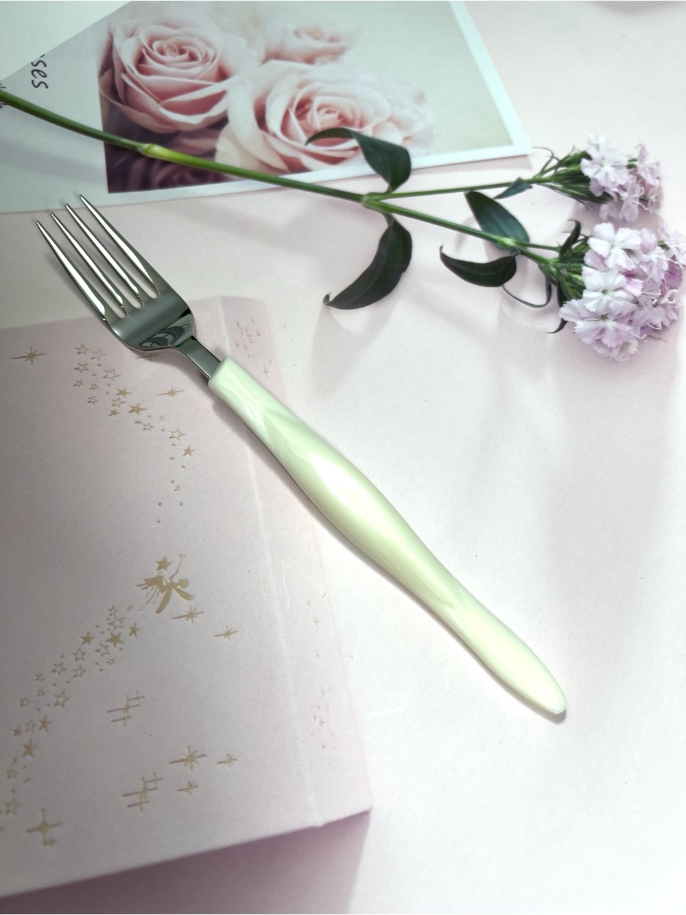 NEW CUTCO PEARL WHITE HANDLE SALAD FORK FLATWARE INDIVIDUAL VINTAGE